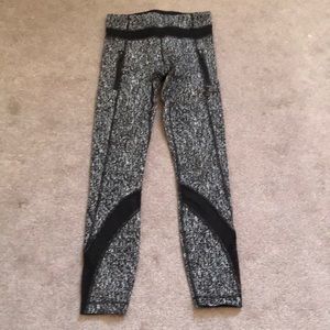 Lululemon leggings in perfect condition!